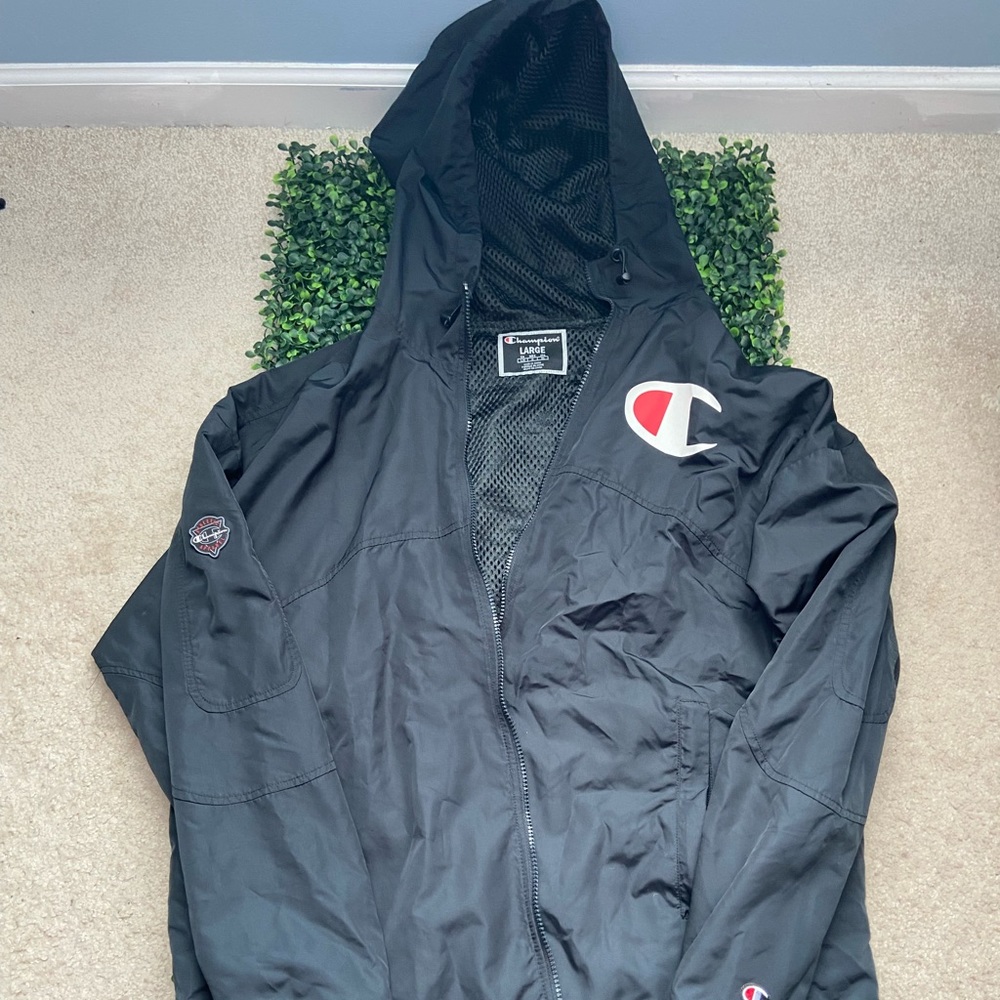 Champion  windbreaker jacket with hood mesh inside